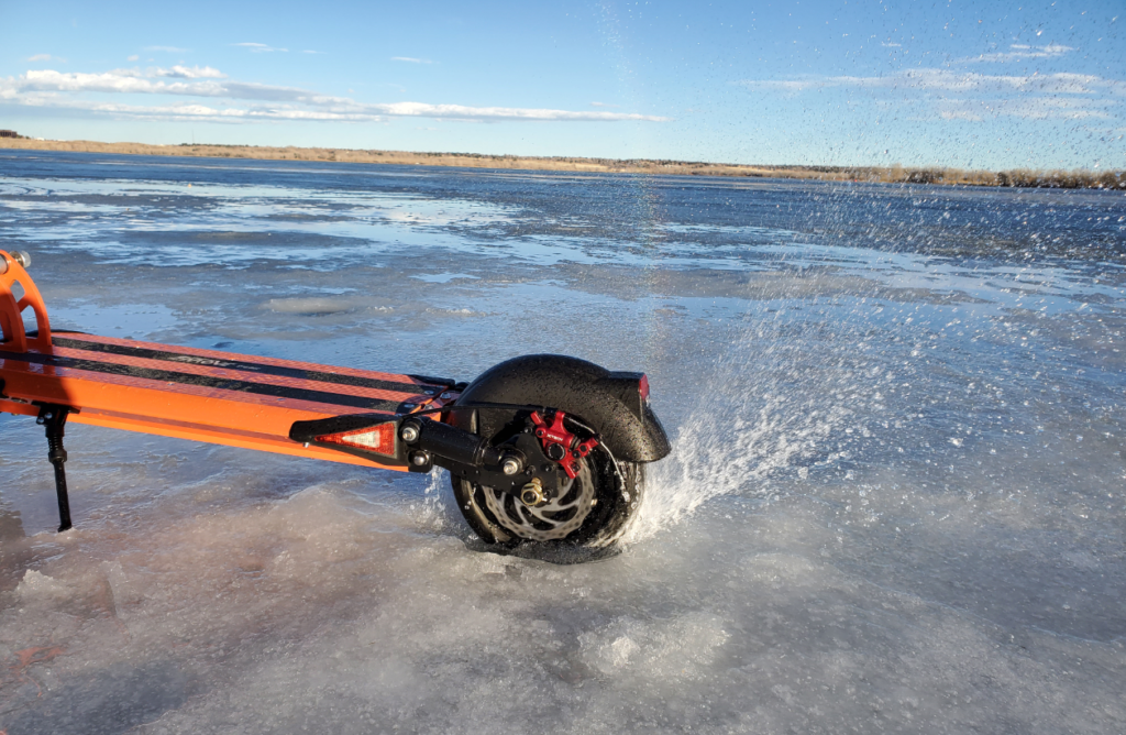 Emove Cruiser On Ice Spraying Water