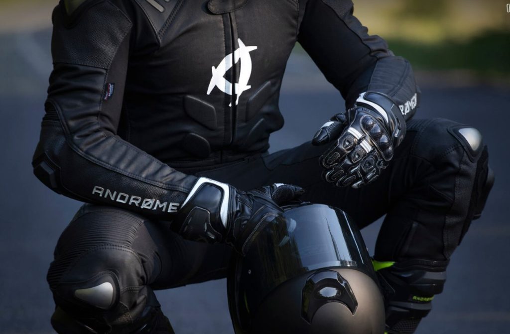 Andromeda Meteor Gloves for warmer weather and NearXsuit