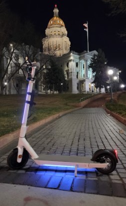 OKAI Neon ES20 Beautiful White Scooter at the Capital in Denver Colorado