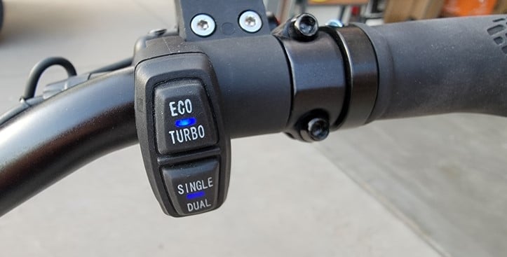 Kaabo Mantis V2 Dual Motor Single Motor Eco Turbo button with feedback