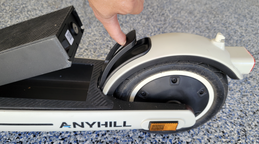 Anyhill UM 2 Battery Compartment